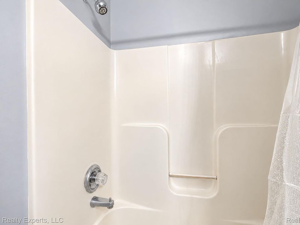 21629 Rose Hollow Dr, photo 29