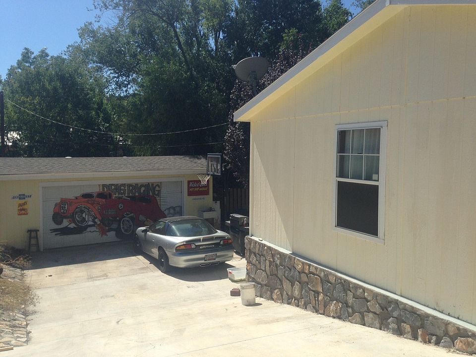 2nd image of 721 Fahey St