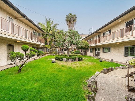 4th image of 7000 S La Cienega Blvd APT 11