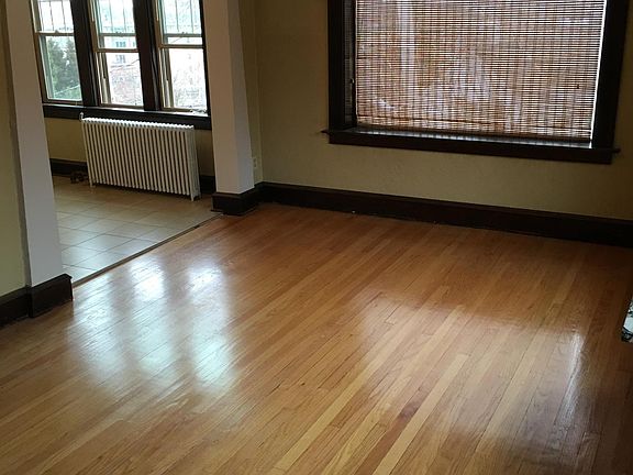 2nd image of 2220 N Bremen St APT 4