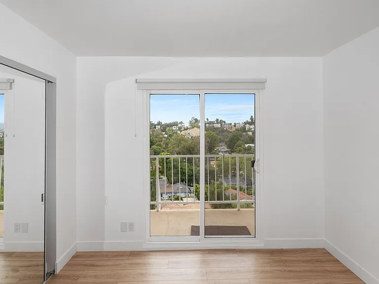 5035 Escobedo Dr #1 — Photo 22