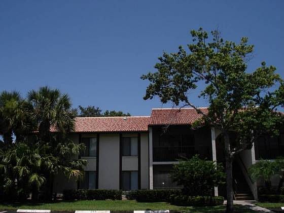 3rd image of 1995 SW Silver Pine Way APT A1