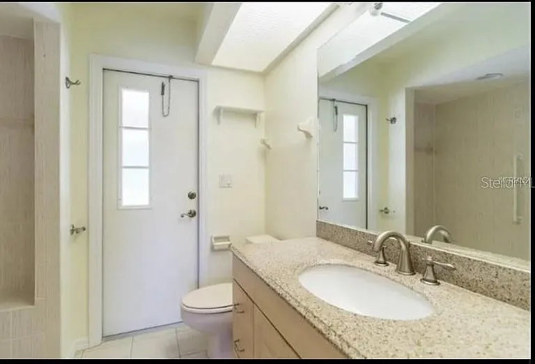 25230 Campos Dr — Photo 9