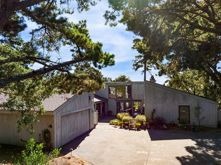 4120 Pine Meadows Way — Photo 37