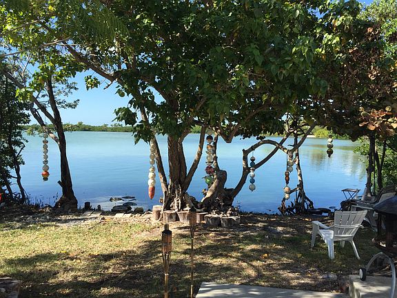 2nd image of 6 Beach Dr