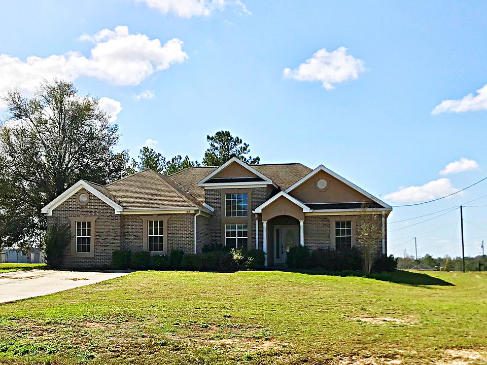 1st image of 161 Roosevelt Dr