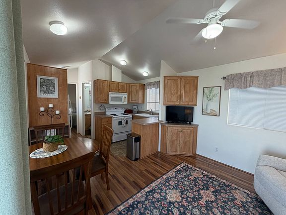 5th image of 4700 E Main St #723
