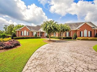 1109 Wild Pine Dr, Fayetteville, NC 28312