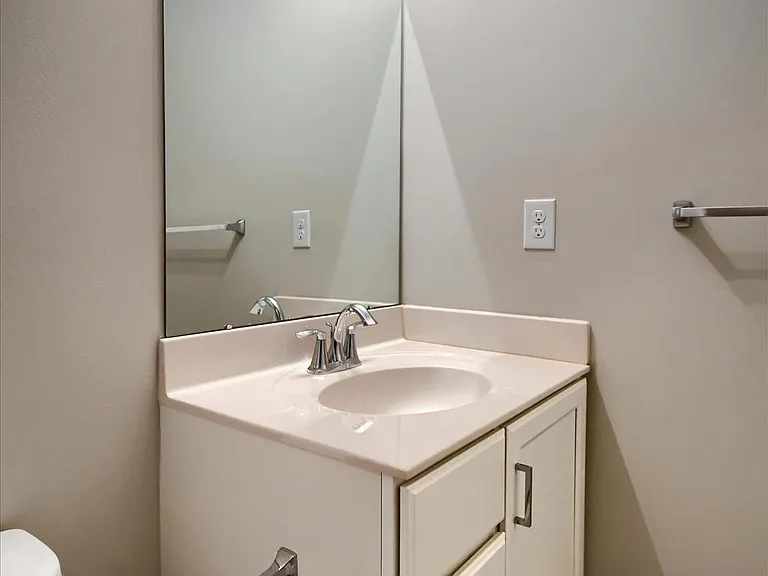 39 N Mitchell Ave — Photo 28