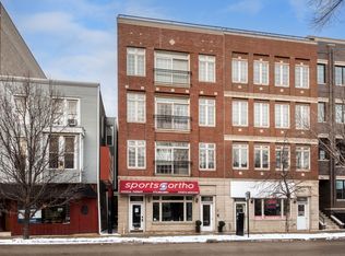 1148 W Diversey Pkwy APT 3, Chicago, IL 60614