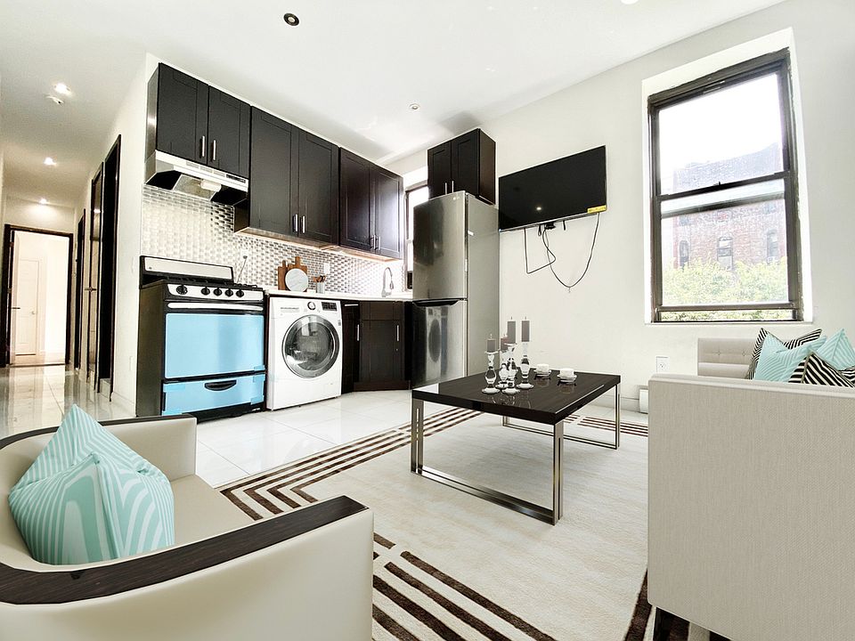 1st image of 961 Columbus Ave #3C