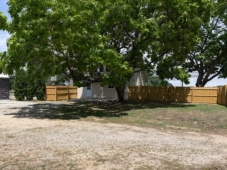 639 Landis Ave — Photo 44