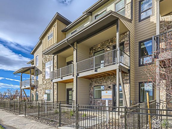 5th image of 957 Birdwhistle Ln #5