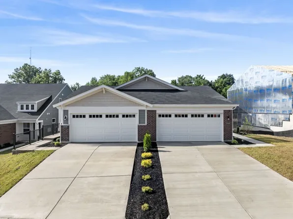 10046 Windcrest Farms Ln, Louisville, KY 40291