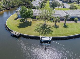 11211 W Bayshore Dr, Crystal River, FL 34429