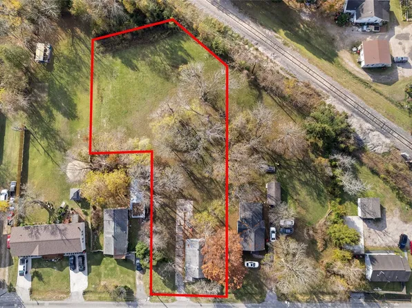 2105 Beaumont Rd, Baytown, TX 77520