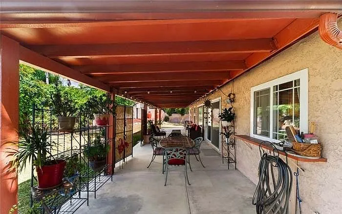 10337 Bristol Dr — Photo 16