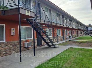 1484 N Cedar Ave APT 11, Fresno, CA 93703