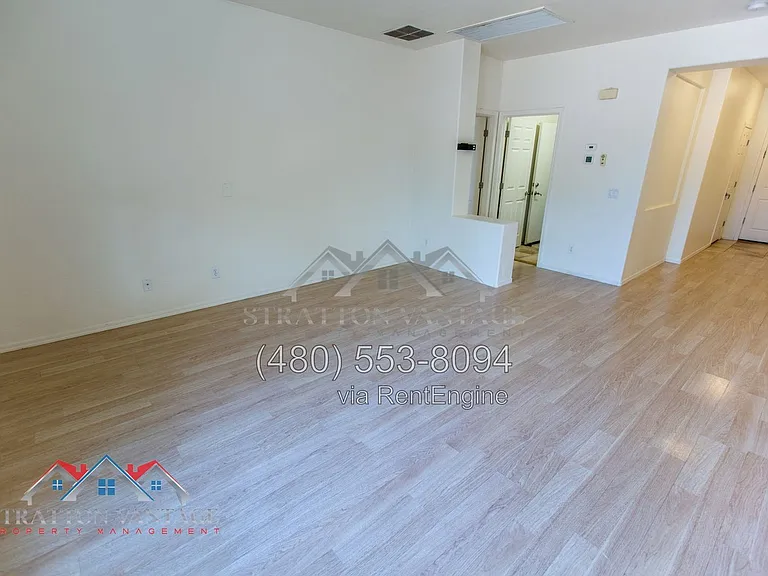 42322 W Lunar St — Photo 15