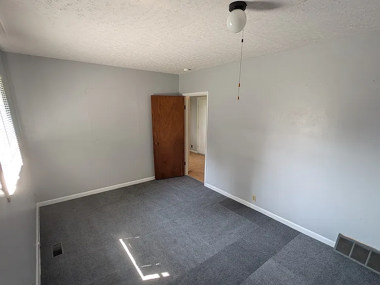 2931 Pennsylvania Ave — Photo 6