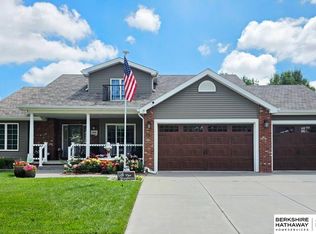 2140 N 79th St, Lincoln, NE 68505