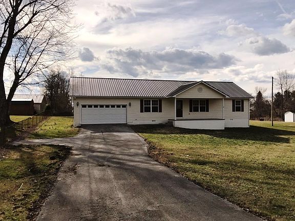 4th image of 424 Highland Dr