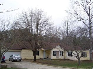 570 Walt Carmichael Rd, Newnan, GA 30263