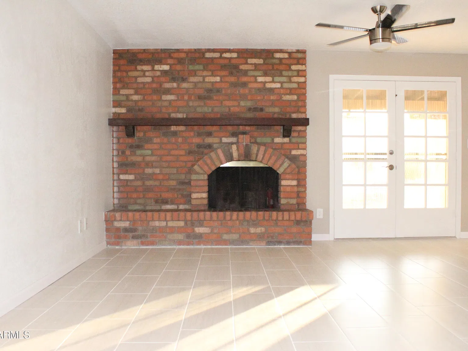 3 bed, 2.0 bath, 1581 sqft, $2,200 — Photo 4