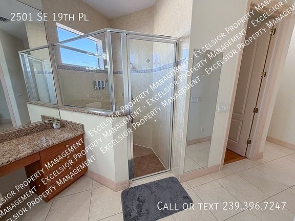 4th image of 2501 SE 19th Pl