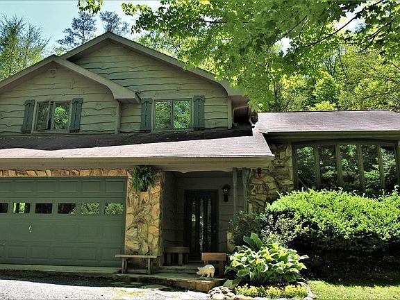 2nd image of 95 Crystal Falls Dr