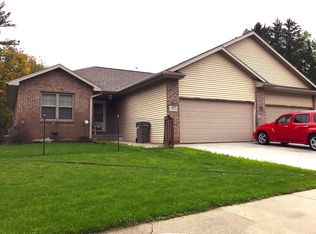 1312 N 2nd St, Watertown, WI 53098