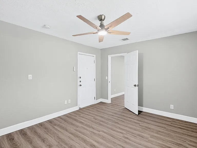 2510 Marble Falls Dr — Photo 17