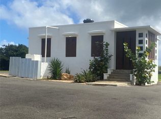 80 Bromelia, Isabela, PR 00662
