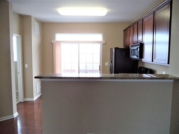 4th image of 143 Station Park Cir
