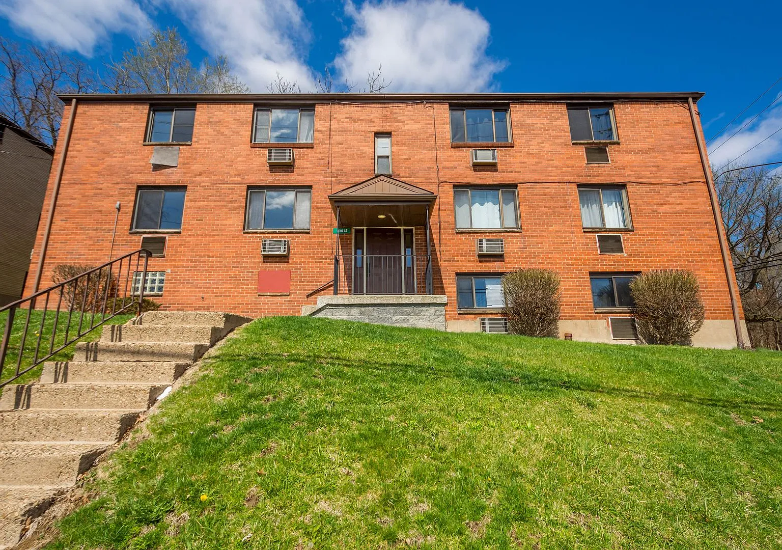Lindberg Apartments — Photo 4