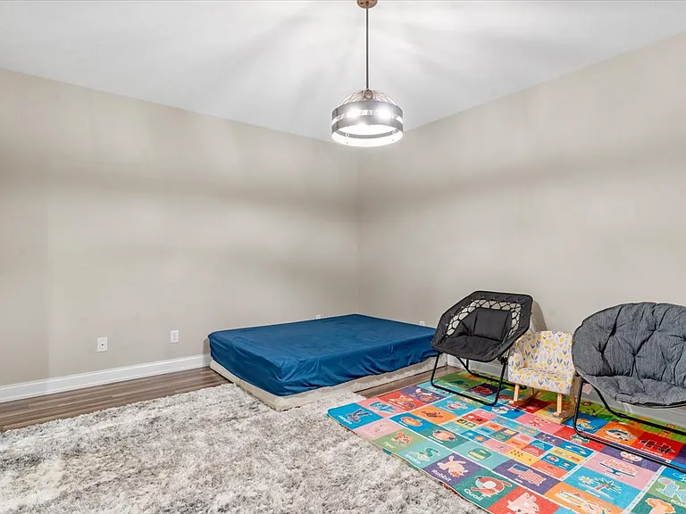2320 Chatham Rd #1 — Photo 38