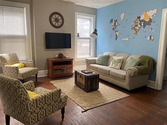 3rd image of 4260 Castleman Ave