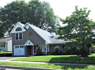 122 Andover Rd, Fairless Hills, PA 19030