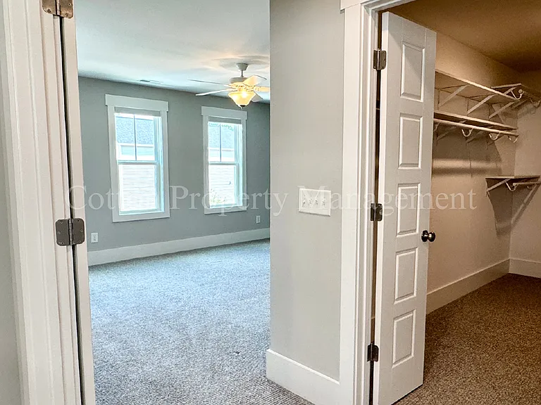 745 Cypress Village Pl — Photo 17