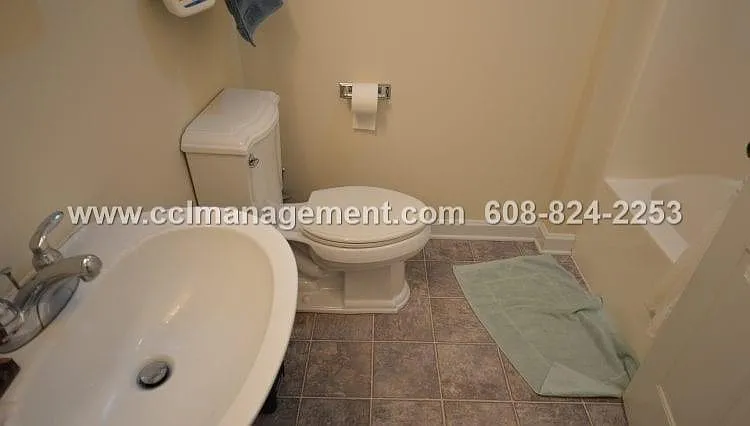 811 Spaight St #1 — Photo 8