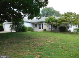 12 Westbrook Dr, Cherry Hill, NJ 08003