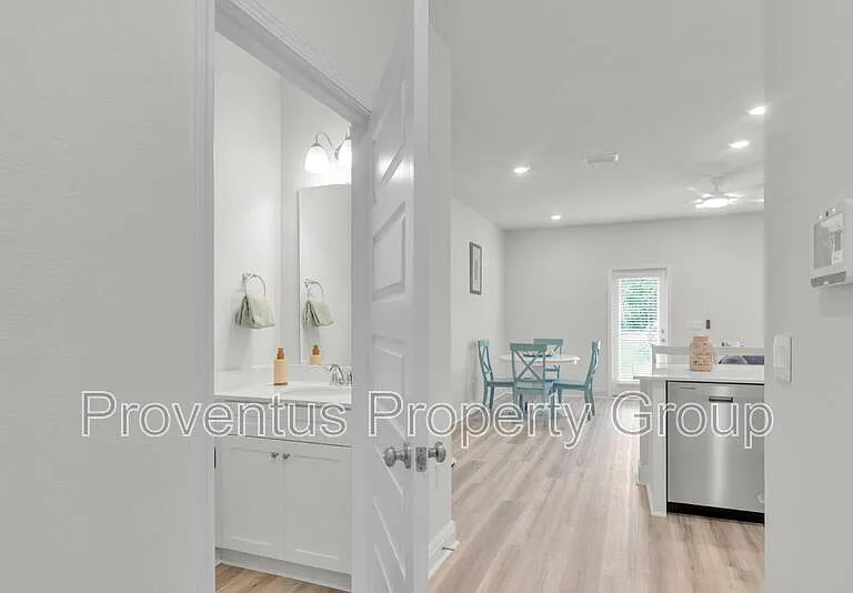 5724 Sandy Walk St — Photo 12