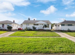 3111 Dellwood Dr, Parma, OH