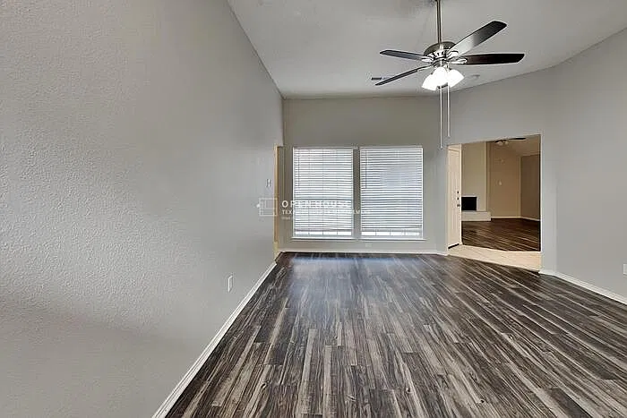 4 bed, 2.0 bath, 2150 sqft, $2,675 — Photo 4