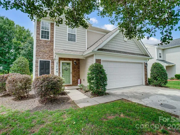 3749 Catawba Creek Dr, Gastonia, NC 28056