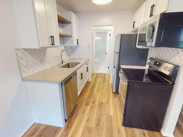 Fully Renovated 1 Bedroom - Triangle District, Birmingham, 520 S Adams Rd APT 5, Birmingham, MI 48009