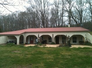 195 Twin Oaks Ln, Winterville, GA 30683