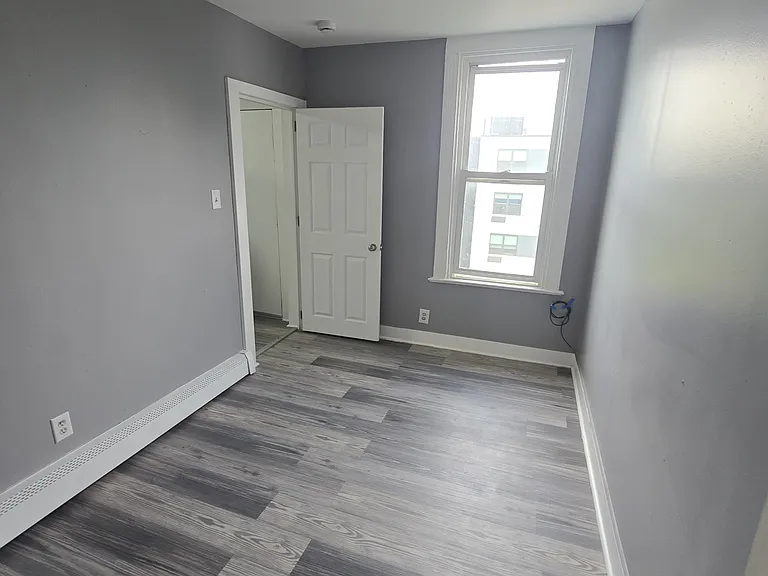 132 Randolph Ave #2 — Photo 17