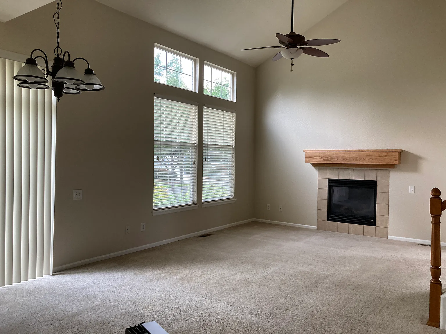 3 bed, 2453 sqft, $2,650 — Photo 4