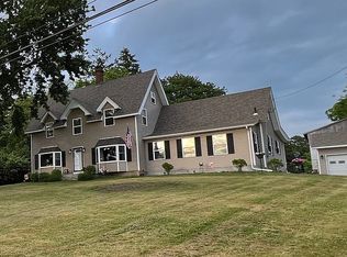 614 Laurel Hill Rd, Norwich, CT 06360